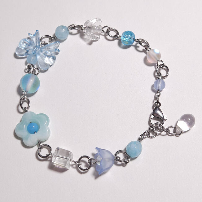 monochrome blue bracelet